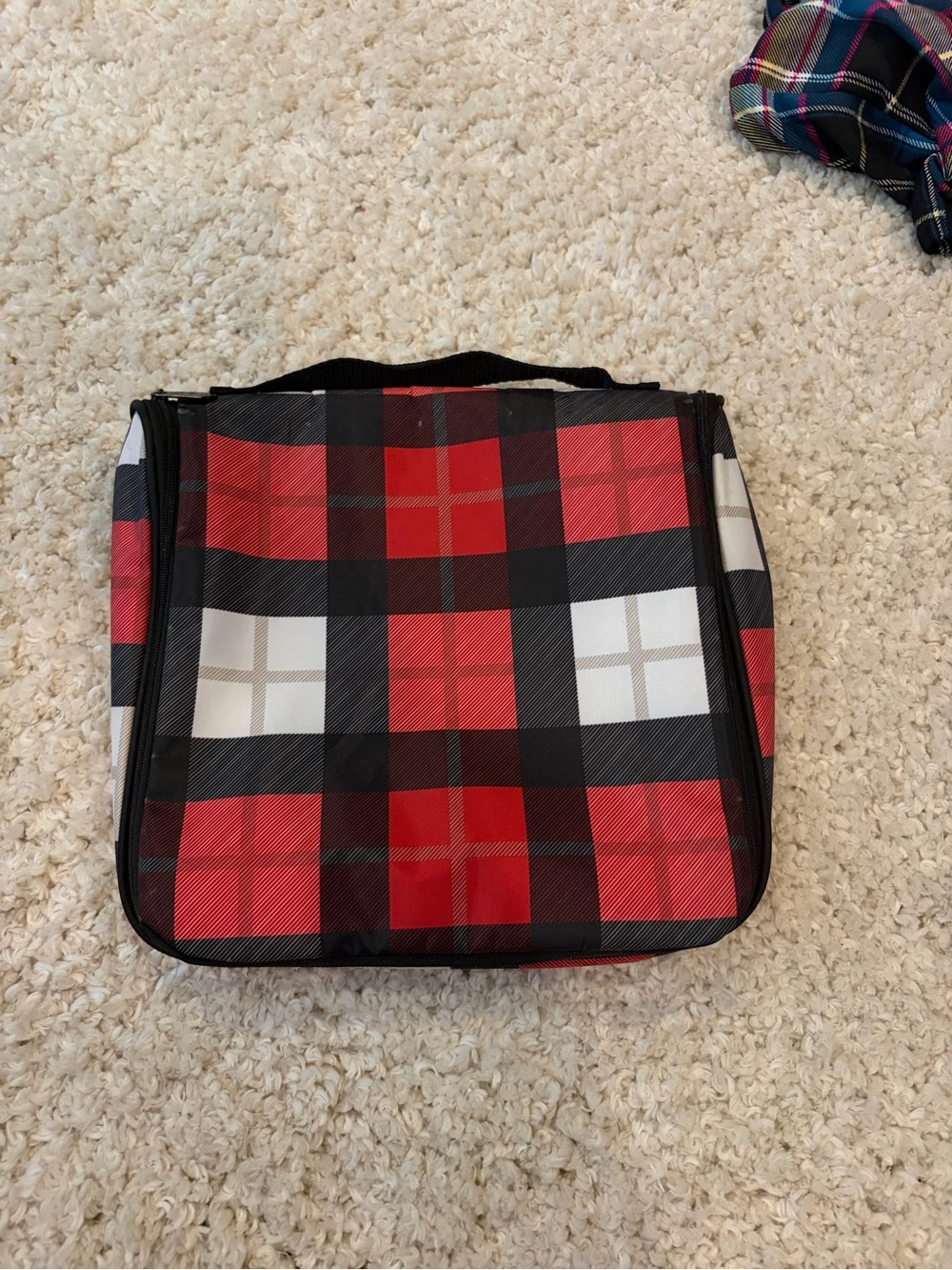 thirty-one Red and Black Plaid Men's Toiletry Bag